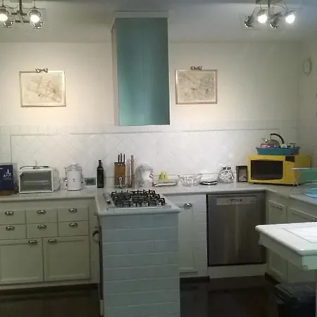 Casa Costanza *